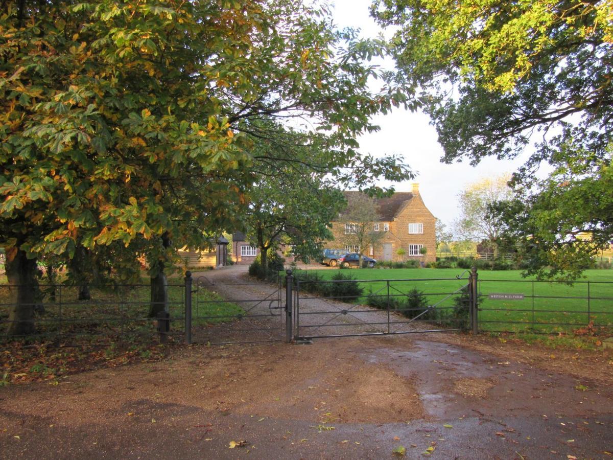 Weston Hill Farm Bed and Breakfast Moreton Pinkney Exterior foto